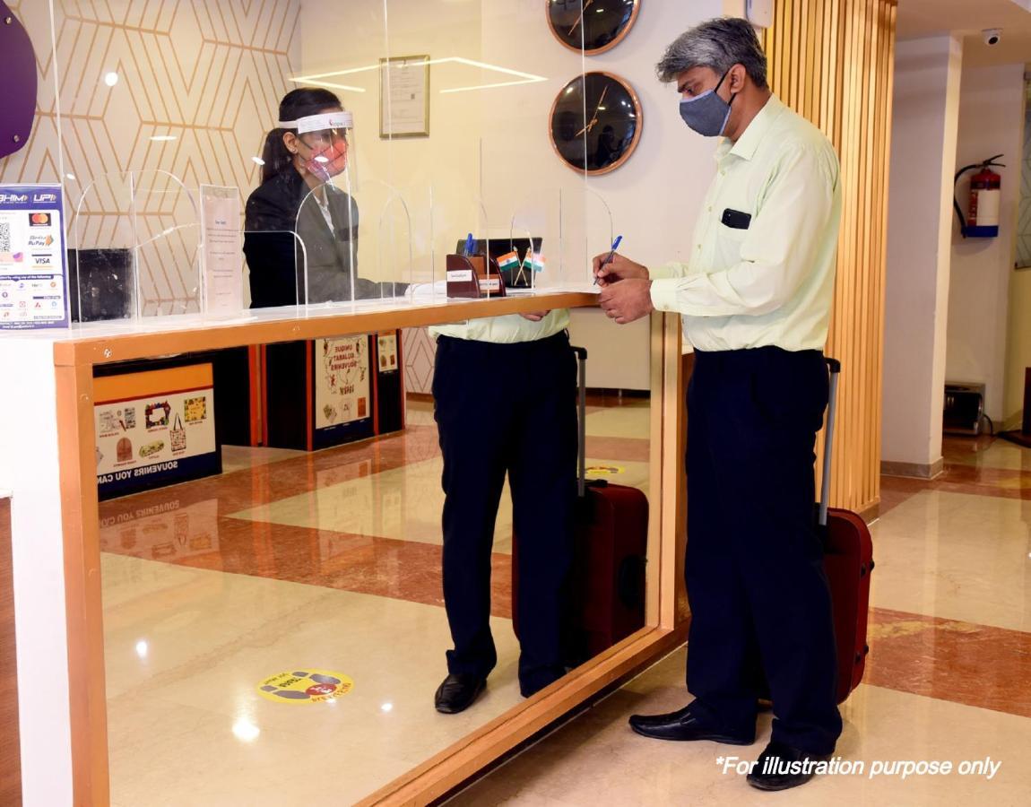 Hotel O Hi Tech Panchkula Eksteriør billede