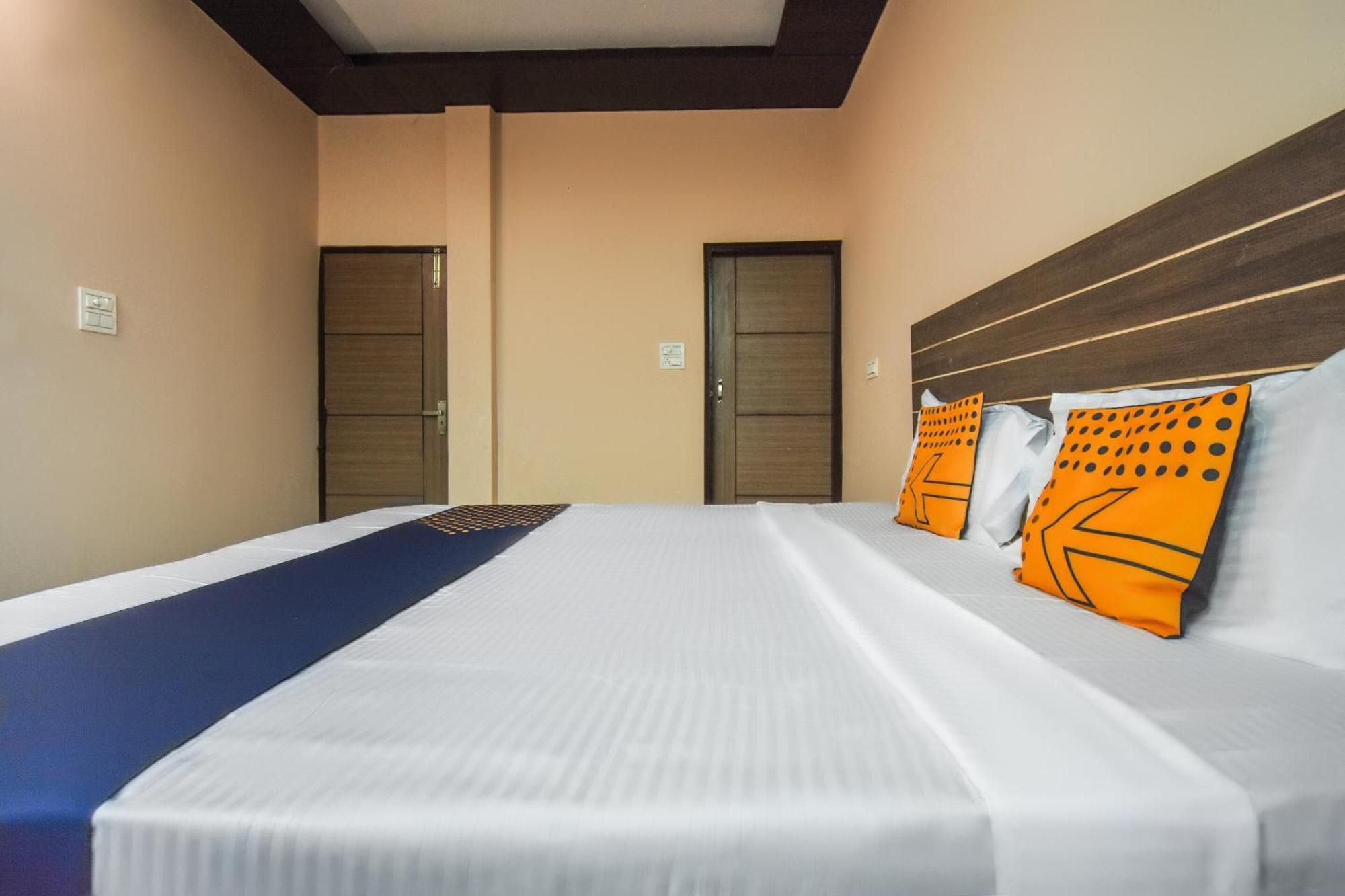 Hotel O Hi Tech Panchkula Eksteriør billede