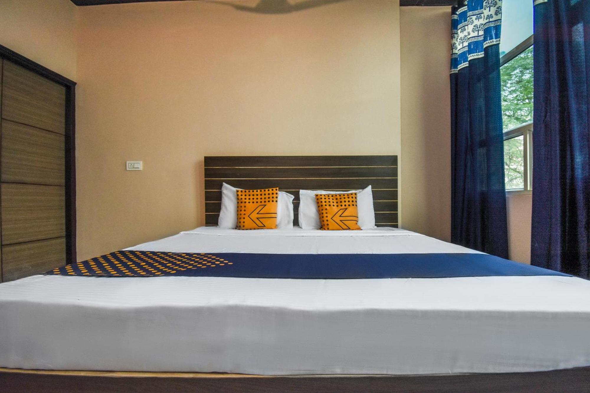 Hotel O Hi Tech Panchkula Eksteriør billede